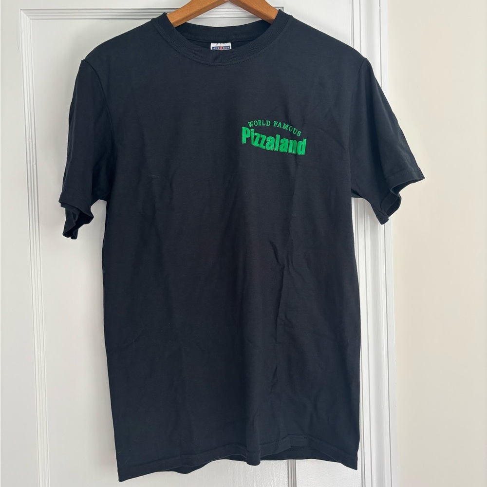 Pizzaland Sopranos NJ T shirt - Picture 2 of 3